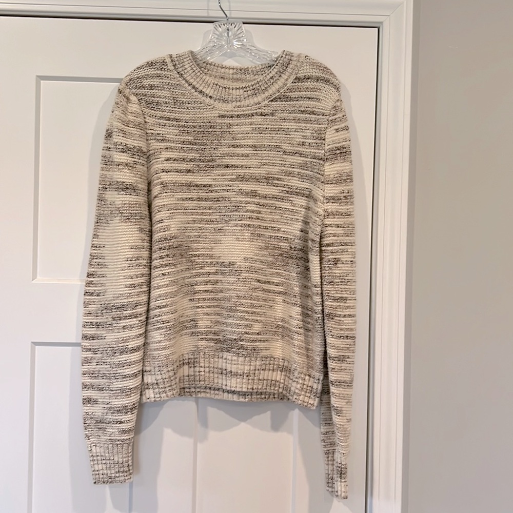 NWT Evereve sweater